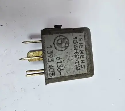 BMW 5 E34 Other relay 61361393403 V23134B57X152 6136