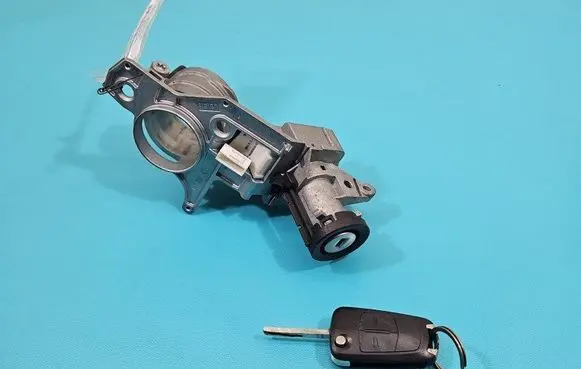 Opel Zafira B Ignition lock 09716D120A IMPRK1508587