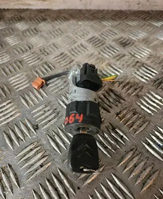 Citroen C4 I Ignition lock 9663123280