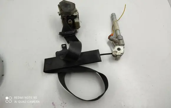 Citroen C5 Front seatbelt 7042154