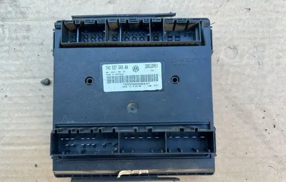 Volkswagen Transporter - Caravelle T5 Comfort/convenience module 7H0937049AA