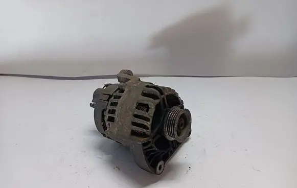 Fiat Punto (188) Generator/alternator 46800158
