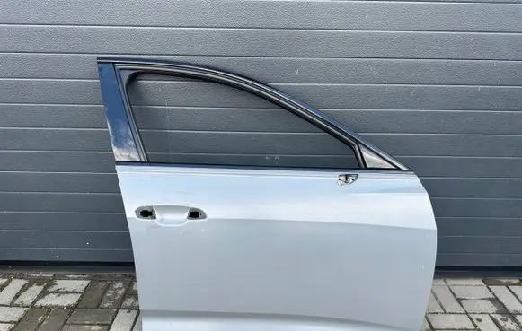 Audi A6 S6 C8 4K Front door