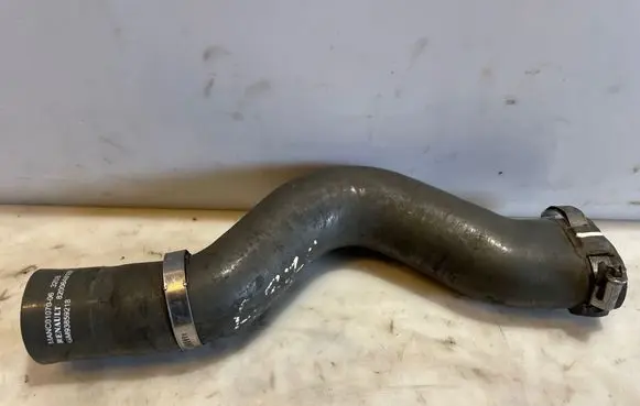 Intercooler hose/pipe