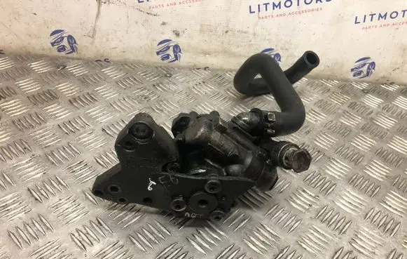 BMW X5 E53 Power steering pump 2247556 32412247556