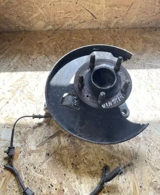 Opel Insignia A Front wheel hub