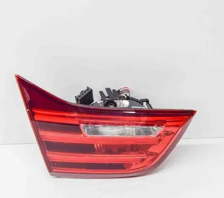 BMW M4 F82 F83 Tailgate rear/tail lights 8059655