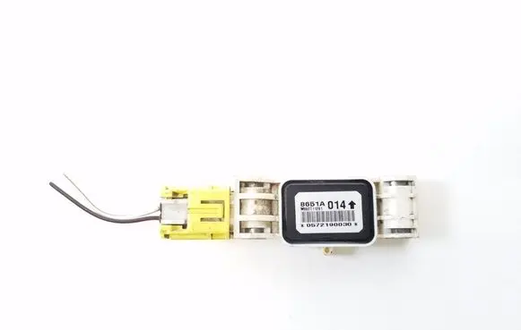 Mitsubishi Pajero Airbag deployment crash/impact sensor 8651A014