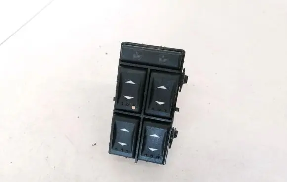 Ford Mondeo Mk III Electric window control switch 3S7T14A132BA