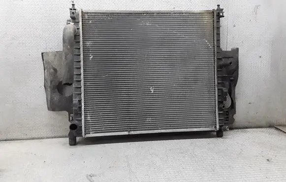 Mercedes-Benz ML W163 Coolant radiator A1635002704