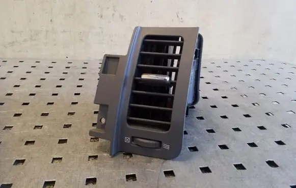 Nissan X-Trail T31 Dash center air vent grill 68750JG00B 68750JG40B 68750JG00A