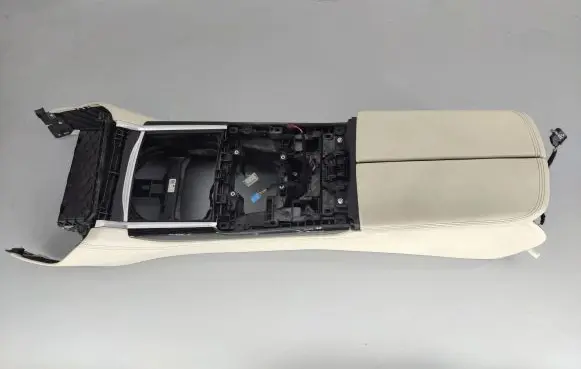 BMW 7 G11 G12 Armrest 9327501 9327521 0102003043
