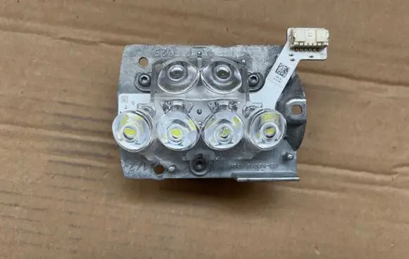 Mercedes-Benz S W222 Headlight part 005700