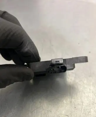 Opel Zafira B Airbag deployment crash/impact sensor 09133263 TGS08122145