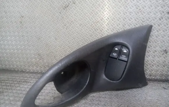 Ford Focus Electric window control switch YS4T14529AB