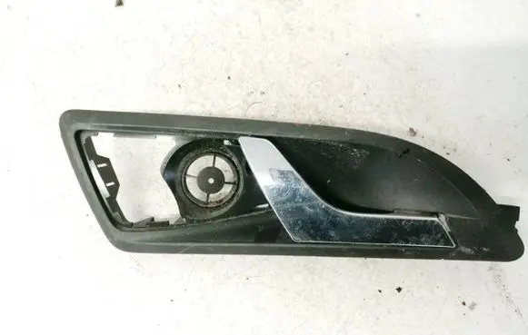 Skoda Octavia Mk2 (1Z) Rear door interior handle 1z0839248