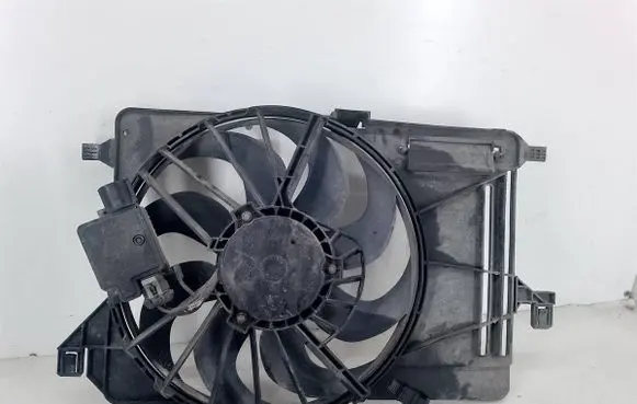 Ford Focus Electric radiator cooling fan 8V518C607EB