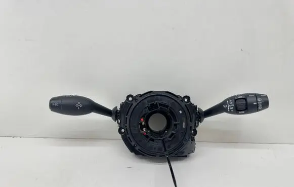 Wiper turn signal indicator stalk/switch