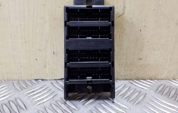 KIA Sorento Other control units/modules 913103E810
