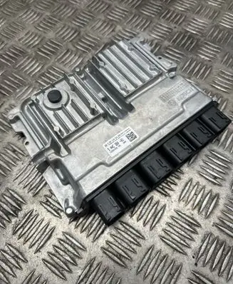 BMW 3 G20 G21 Engine control unit/module 033623338 5A4C360 0261S10599