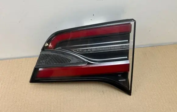 Tesla Model X Tailgate rear/tail lights 103433900A
