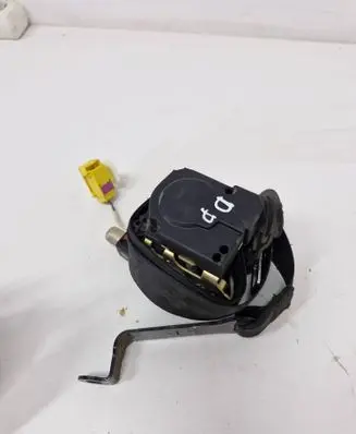 Volkswagen Touran I Front seatbelt 1T0857706B 65591 33039606