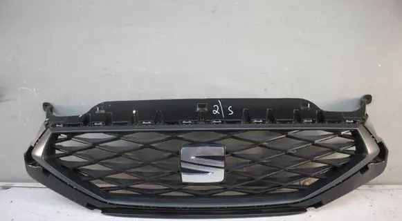 Seat Leon IV Front bumper upper radiator grill 5FA853651G