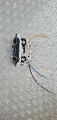 Mitsubishi L200 Climate control/heater control trim 