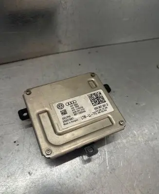 Audi A6 S6 C7 4G Headlight ballast module Xenon 4G0907697D 28357987 401140244