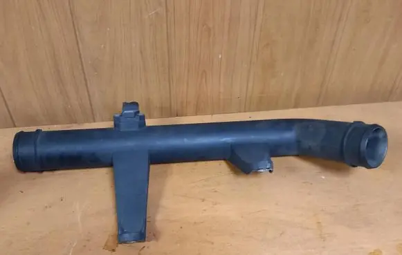 Volkswagen Crafter Intercooler hose/pipe 2E0145955
