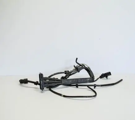 Volkswagen Touran I Other engine bay part 03G131051F