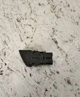 Mazda Premacy Hazard light switch C145664H000 03190011