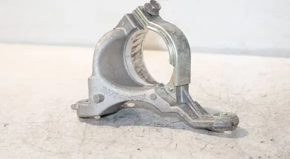 Renault Kangoo II Driveshaft support bearing bracket 397744935R