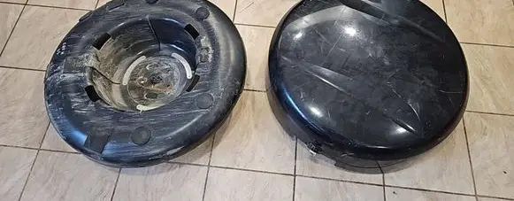 Toyota RAV 4 (XA20) Spare wheel section trim 6477142060