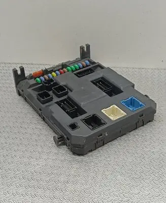 Citroen C3 Fuse module 9666952280