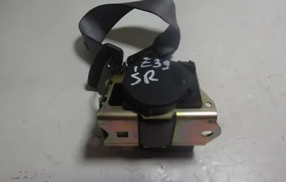 BMW 5 E39 Rear seatbelt