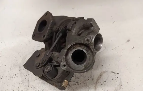 BMW 3 E46 Turbo 7318774 7790992G