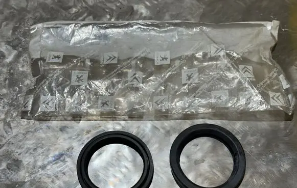 Peugeot 206 Other engine part 14261F
