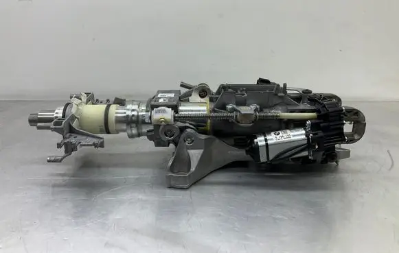 BMW 5 F10 F11 Steering wheel axle 1056004