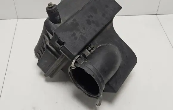 BMW Z3 E36 Air filter box 1405280 8773368