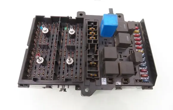 Chrysler Voyager Fuse box set P04707996AF