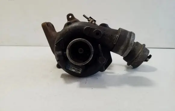 Volkswagen Transporter - Caravelle T4 Turbo K147018 074145701A