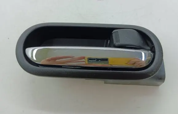 Mazda CX-7 Rear door interior handle