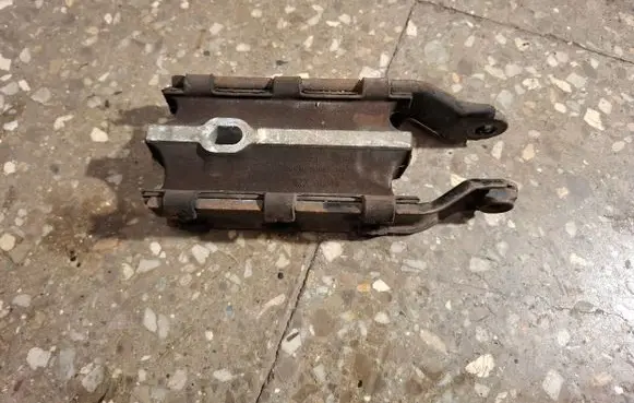 Volvo V60 Engine mount bracket 31262935