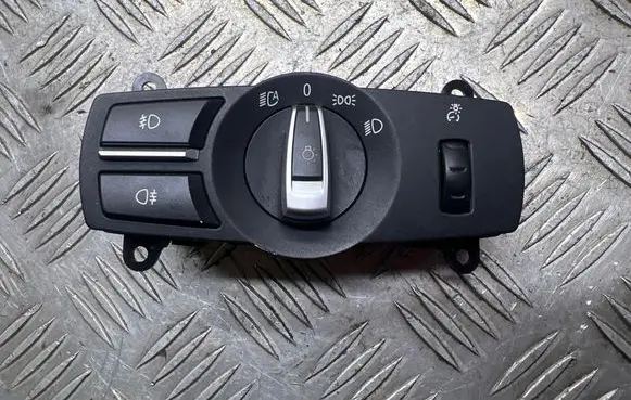 BMW 5 GT F07 Light switch 9192744 3392020102 0211000254732005