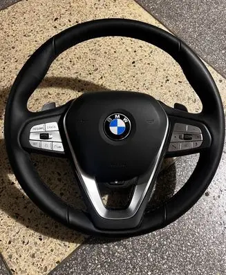 BMW X4 G02 Steering wheel 3119851SCE06 5A1FC8701