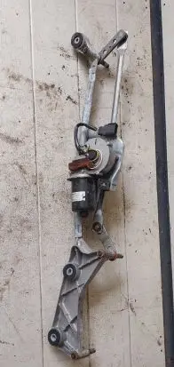 Mercedes-Benz ML W164 Wiper motor