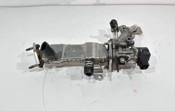 Toyota Prius (XW30) EGR valve cooler 2560137010B 22K16A0057 J2D02072Y1AS01A