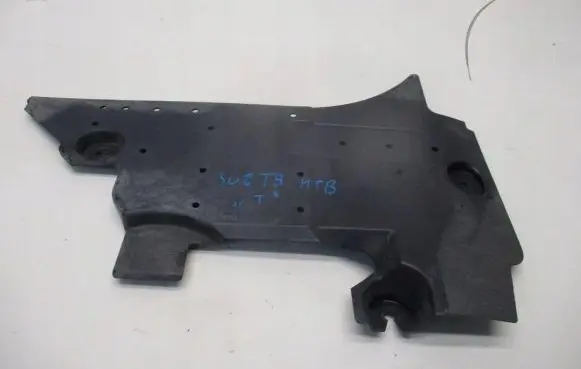 Peugeot 308 Rear underbody cover/under tray 9648555377