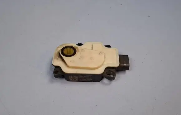 Porsche Panamera (971) Radiator active air flap actuator 95B965501H 131488800036